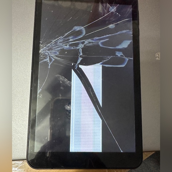 FOR PARTS ONLY: QLINK WIRELESS TABLET - Picture 4 of 4